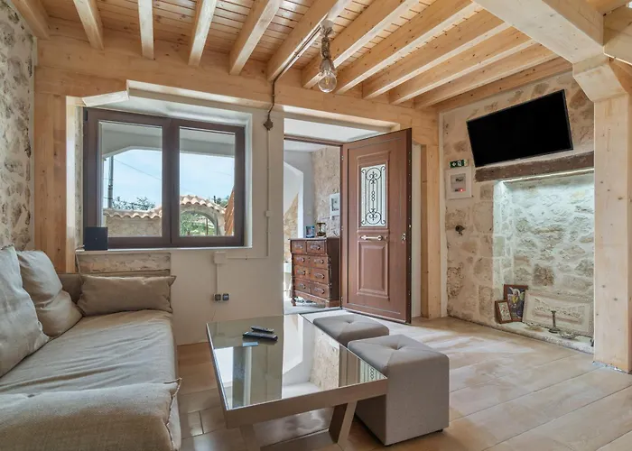 Maniaveta's House 펜션 Exanthia