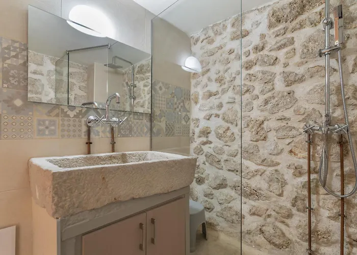 펜션 Maniaveta's House *