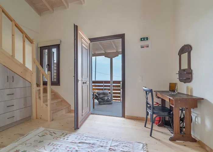 Maniaveta's House Exanthia